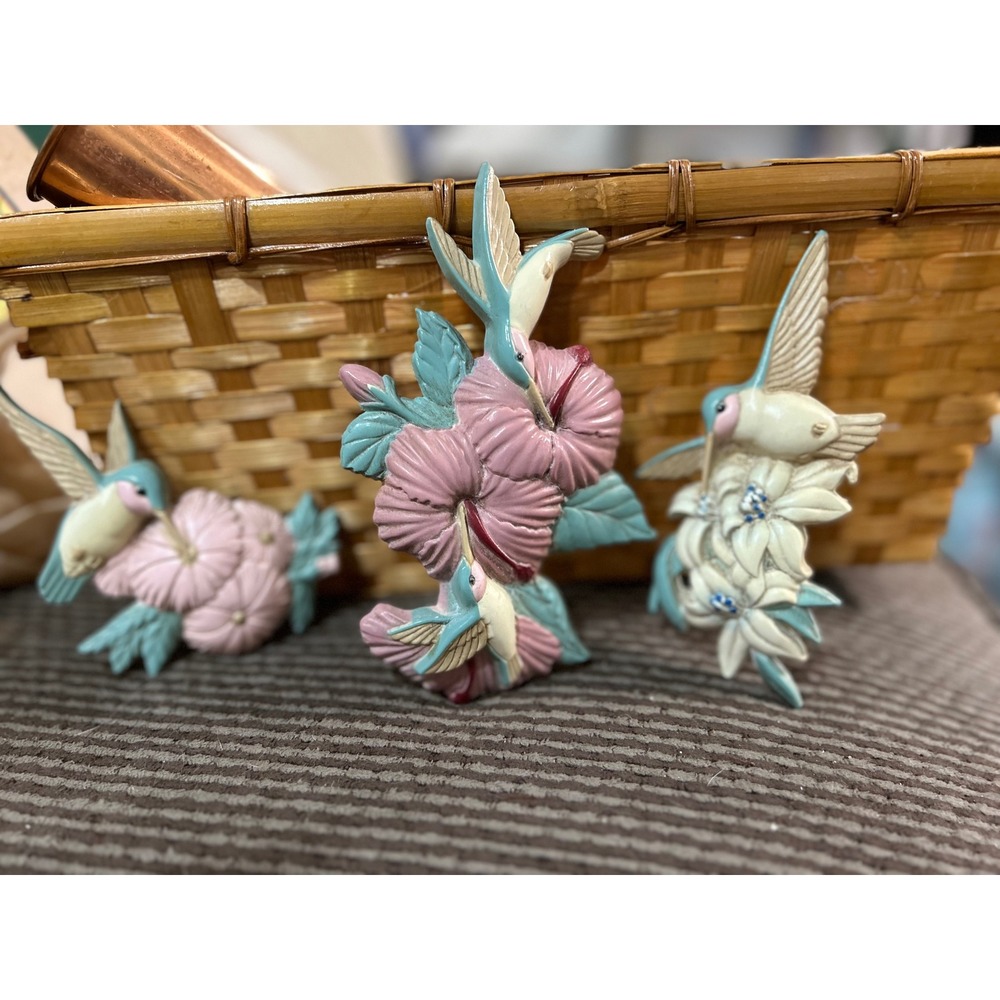 Vintage 1993 Burwood Hummingbird Floral Wall Plaques Set of 3